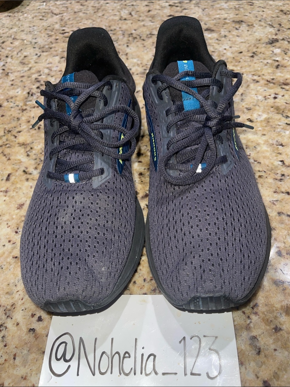 Brooks Anthem 6